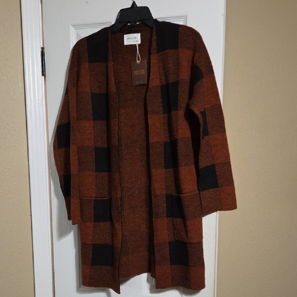 Active USA Brown and Black Winter Cardigan
